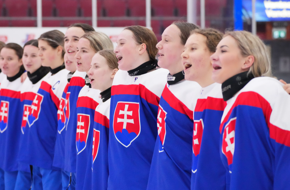 Slovakia celebrates not being relegated at the 2025 U18 Worlds