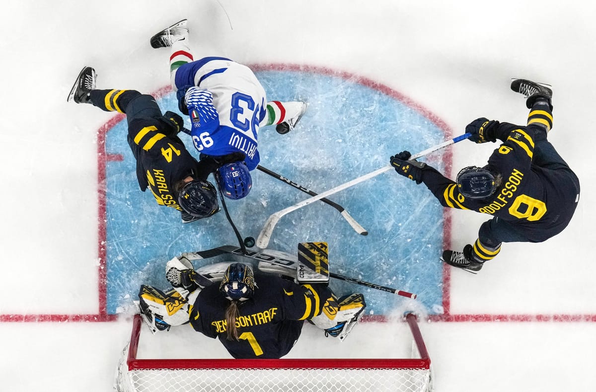 Sweden Goes Top of Group B, Defeats Host Italy 6-1