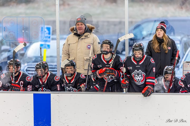 Brian Idalski coaching during an outdoor game